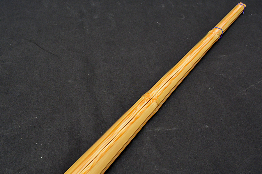 手削り 立面古刀型 真竹 竹刀 39 「源（みなもと） 金印」 39男子サイズ（大学・一般）