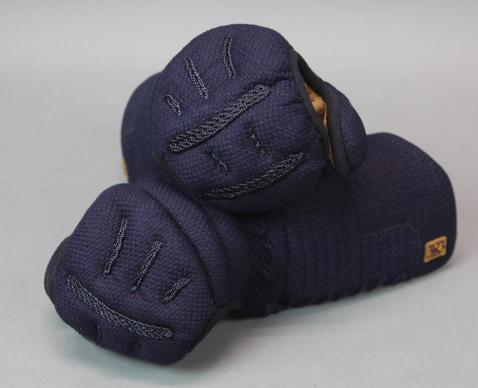 「天」極厚8㎜織刺剣道防具 甲手単品 