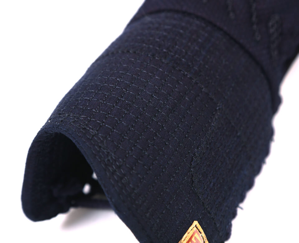 「天」エリート6㎜十字刺織刺剣道防具 甲手単品