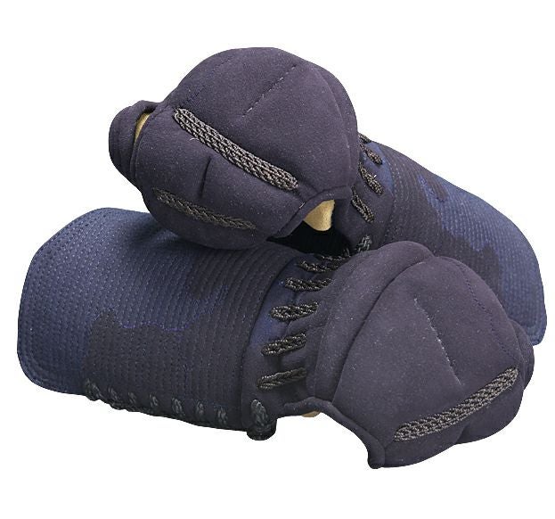 「源心 (げんしん)」4ミリ人工革ミシン剣道防具甲手【剣道防具・小手・篭手】【ﾐｼﾝ刺･機械刺】