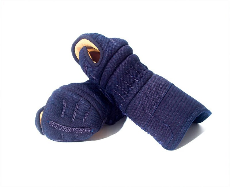 【防具セレクト対象商品】「源武」6ミリ織刺フィットステッチ機械刺防具甲手【小手・ﾐｼﾝ刺･機械刺】