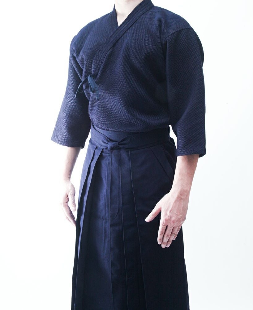 高級剣道袴 ヴィクシアトラッド7000-VIXIA TRAD- 【新素材 剣道袴